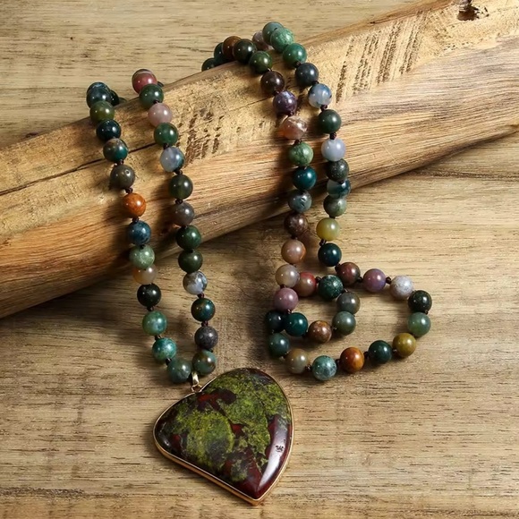 Multicolor Beaded Necklace with Heart Pendant - Picture 3 of 11